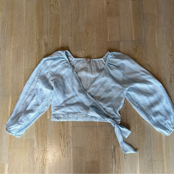 BCBG Wrap Blouse S - Picture 7 of 8